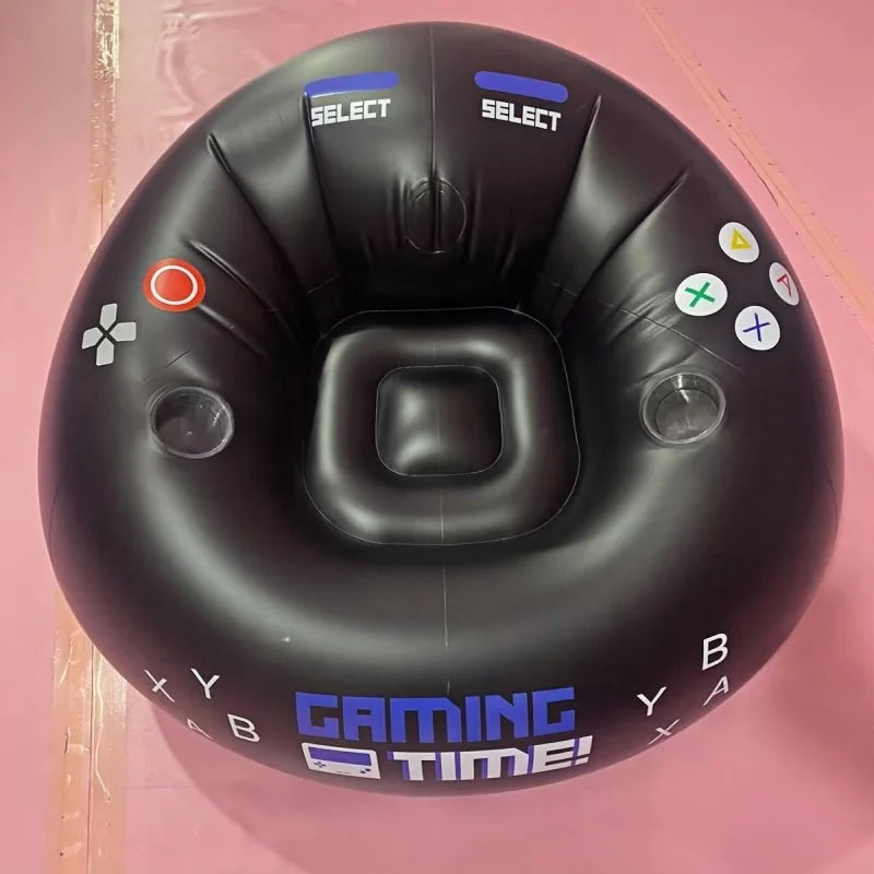 Personne assise sur le canapé gonflable gaming circulaire