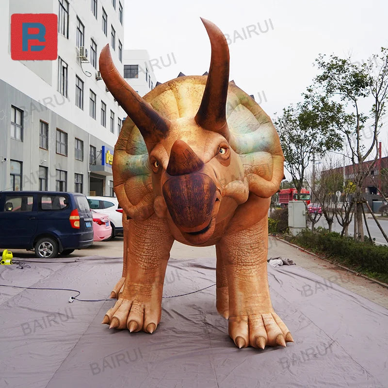 Décoration gonflable dinosaure utilisée pour la publicité
