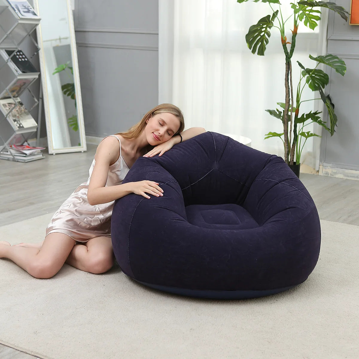 Canapé gonflable floqué confortable assis extérieur