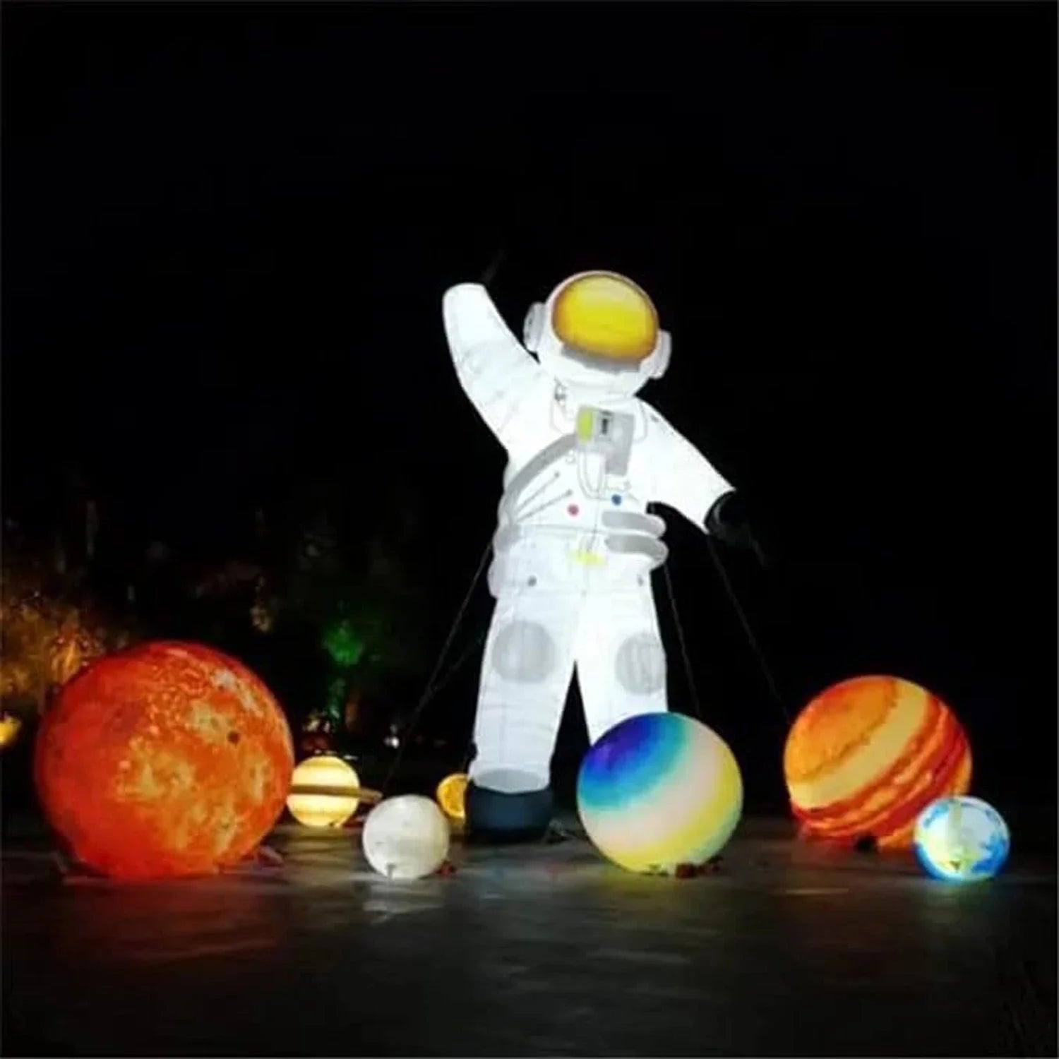 Astronaute gonflable décoratif avec éclairage allumé