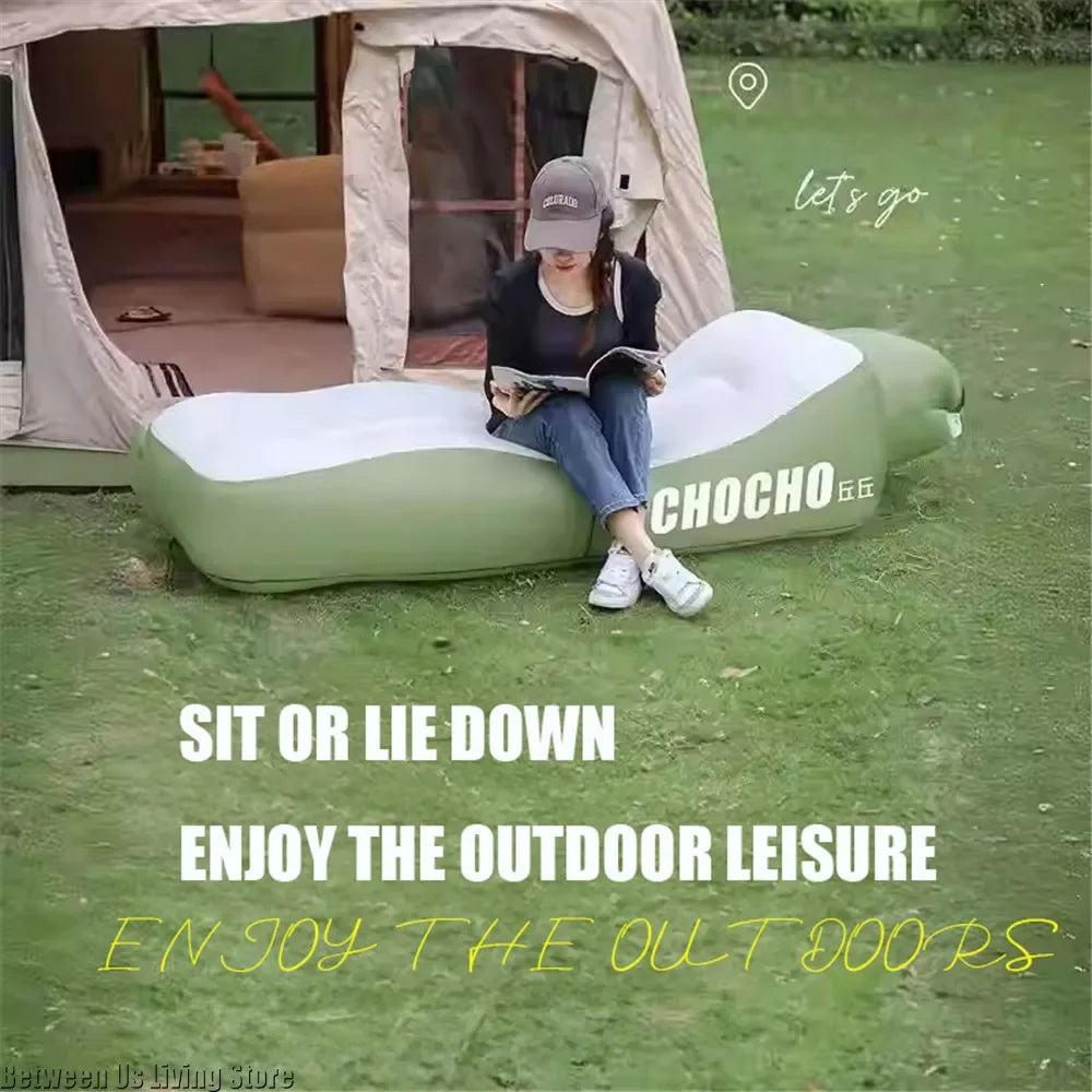 Canapé gonflable anti-retournement installé en camping