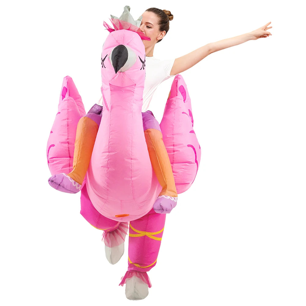 Vue de côté du costume gonflable flamant rose adulte
