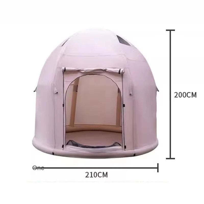 Tente gonflable camping avec entrée ouverte