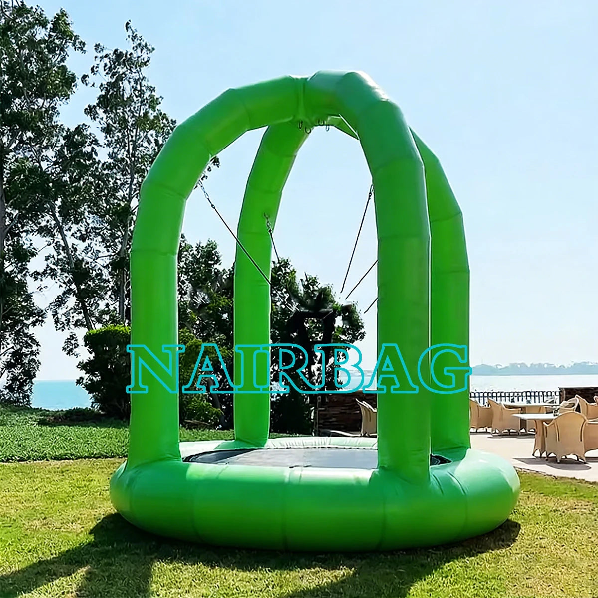 Trampoline gonflable saut élastique coloris noir