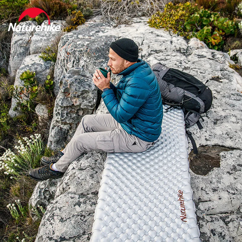 Format momie du matelas de camping gonflable