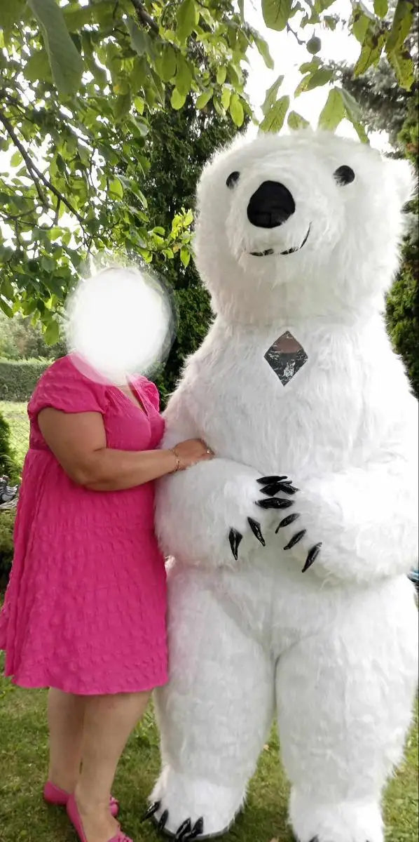 Costume gonflable panda ours polaire porté en extérieur 4