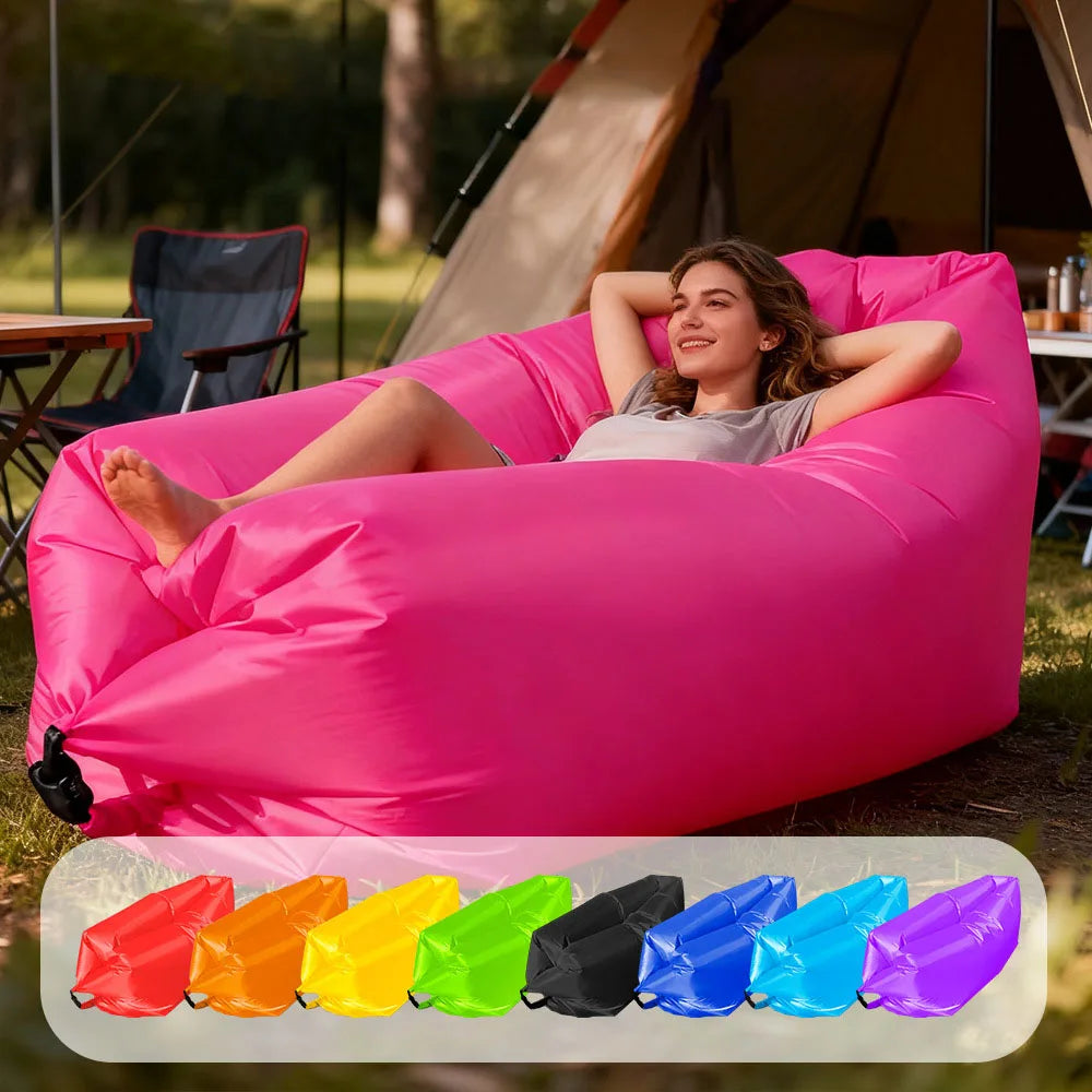 Canapé gonflable paresseux multicolore à la plage
