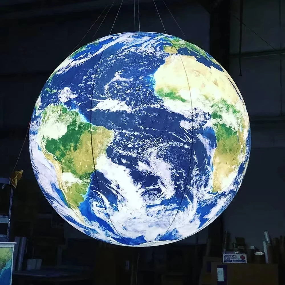 Détail de l'éclairage LED RGB du ballon gonflable terre