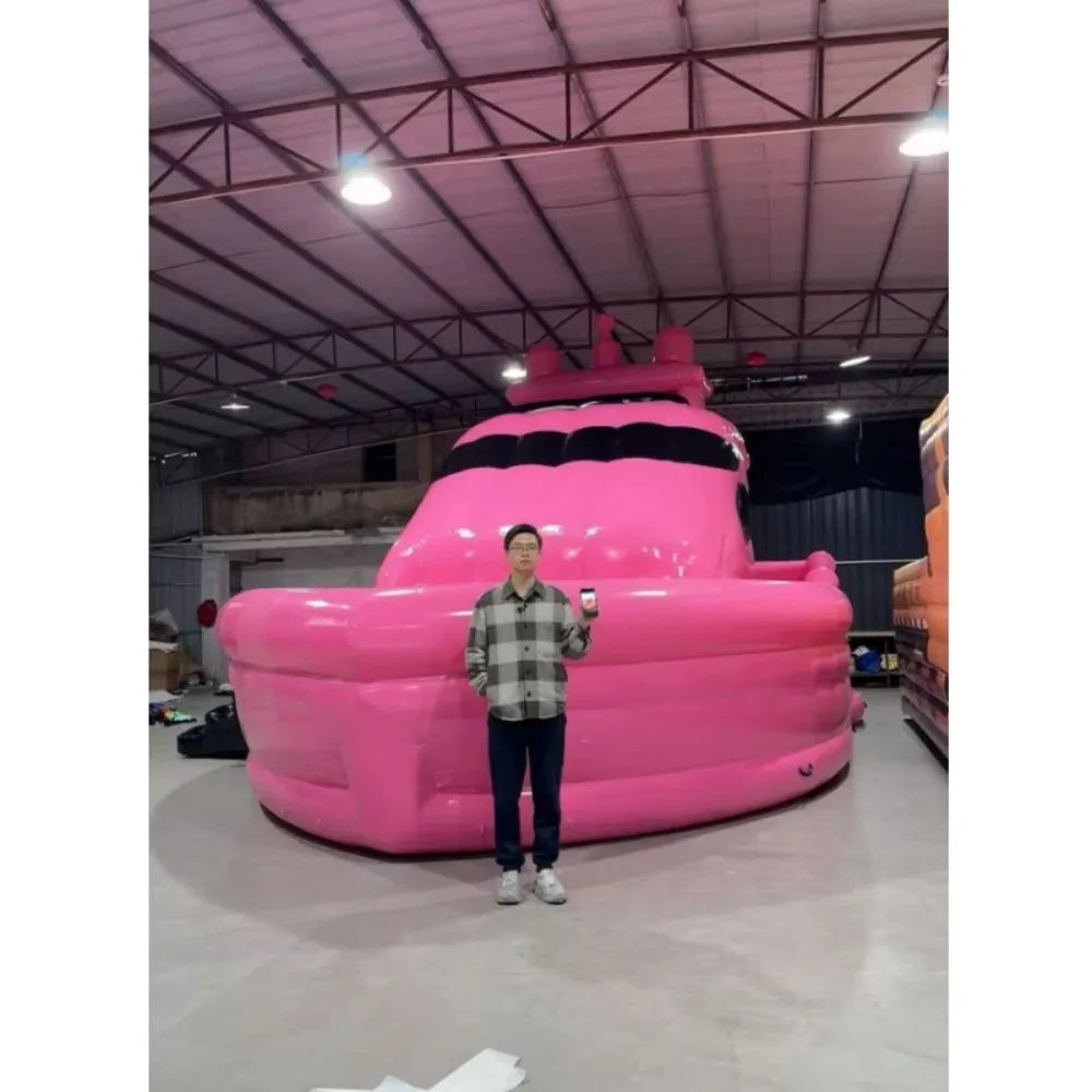 Bateau gonflable personnalisé rose en piscine