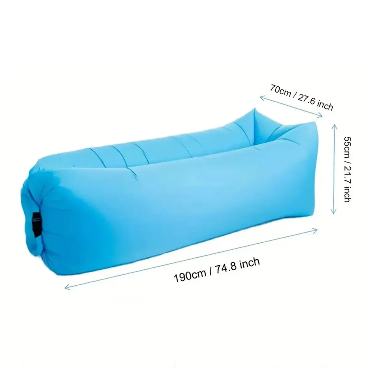 Canapé gonflable portable installé au jardin