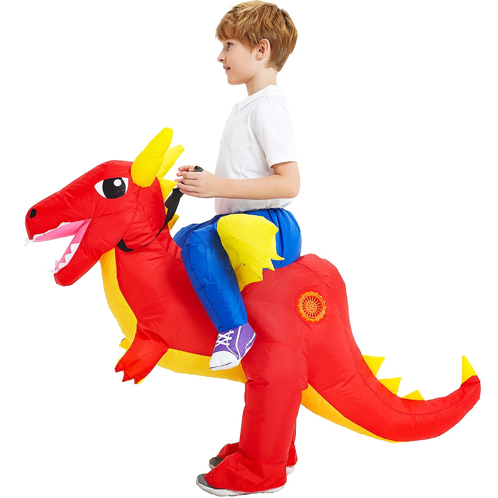 Vue de côté du costume gonflable coq enfant
